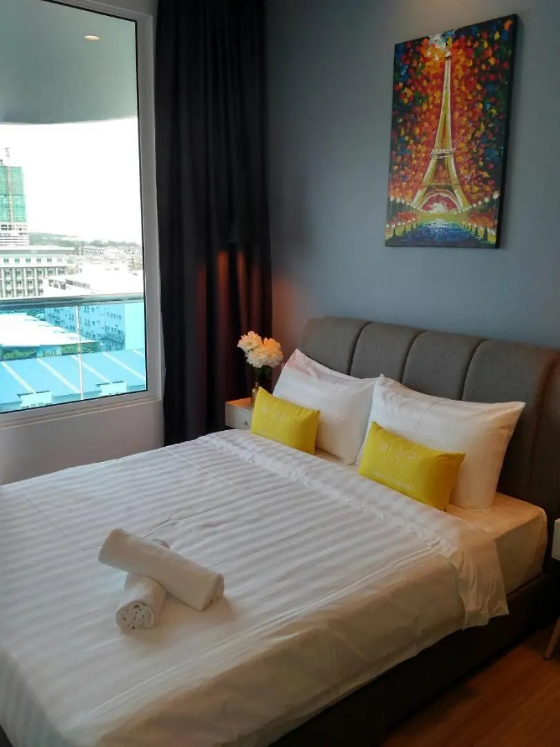 Kozy Suites At The Wave Residences , Melaka Netflix Apartment