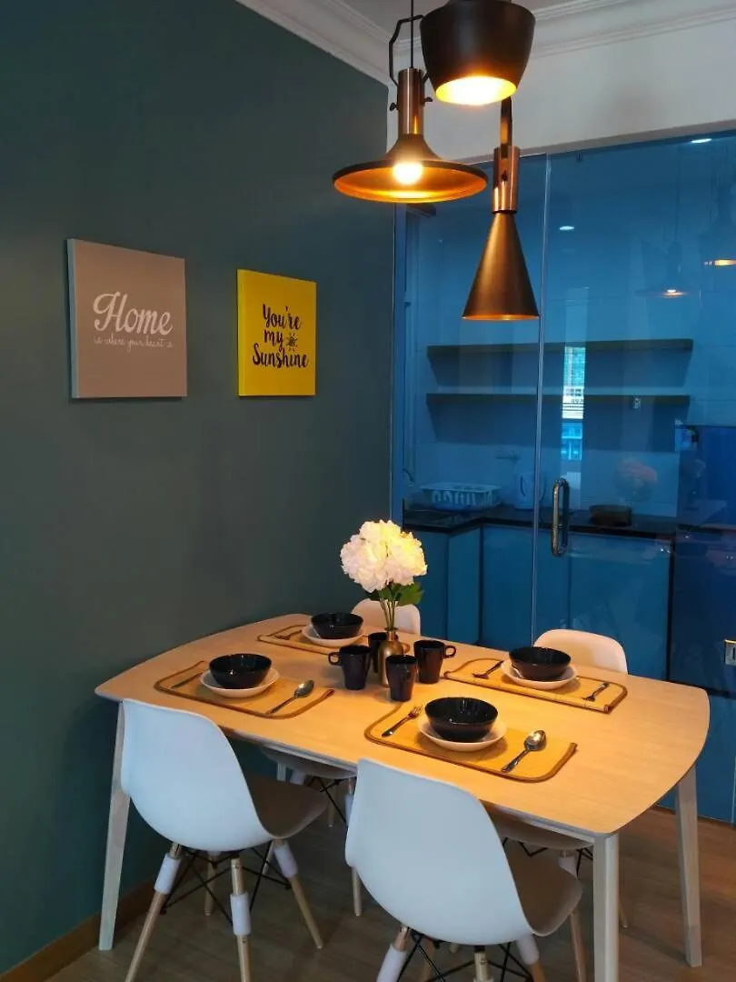 Kozy Suites At The Wave Residences , Melaka Netflix شقة ملقا